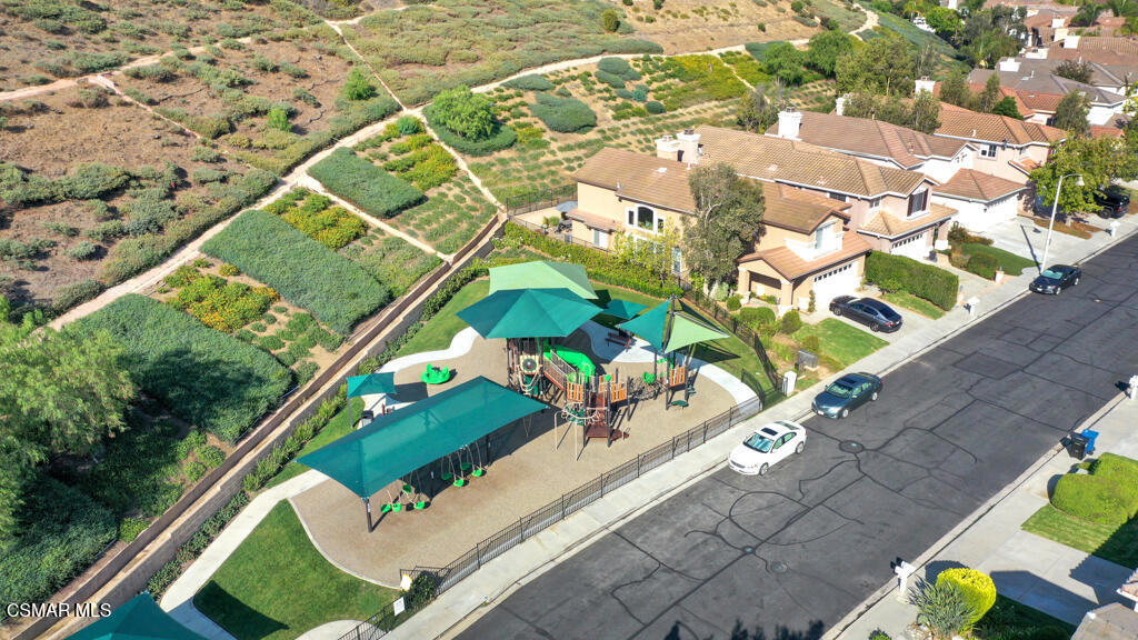 3023 Hollycrest Avenue