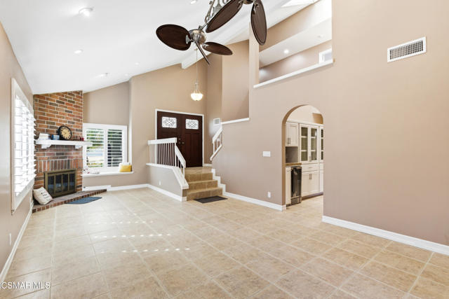 2058 Coleman CT