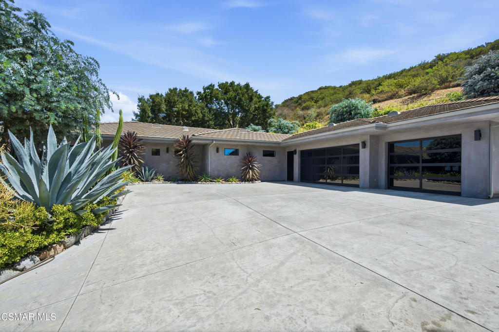 2800 Lynnview Street