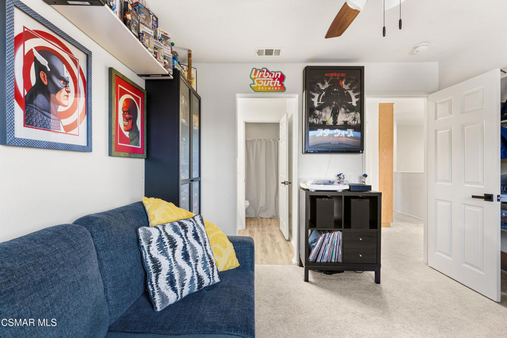 957 Entrada Drive