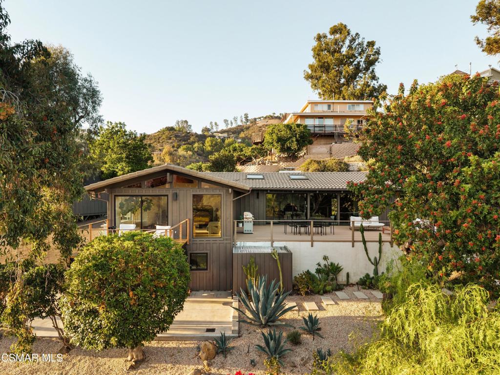 22910 Portage Circle Drive