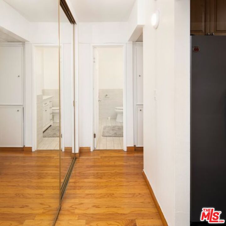 1735 N Fuller Ave Unit: 226