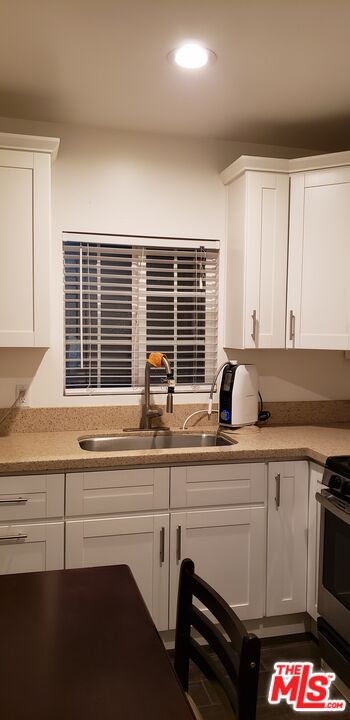 1128 N Commonwealth Ave