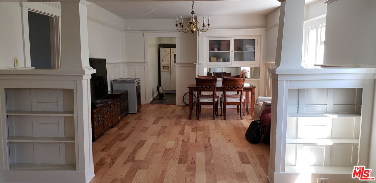 1128 N Commonwealth Ave