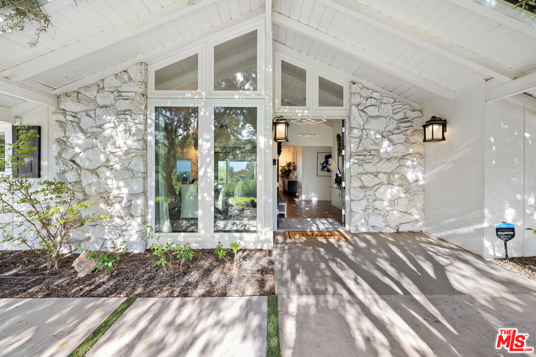 25021 Jim Bridger Rd