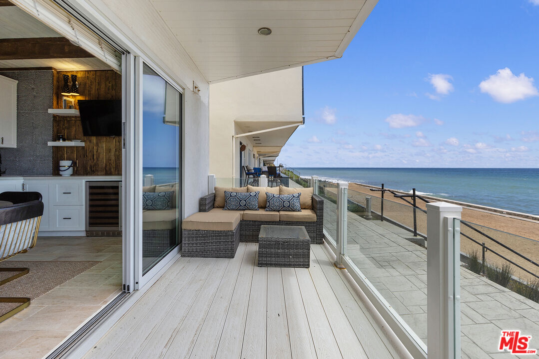 11908 Beach Club Way