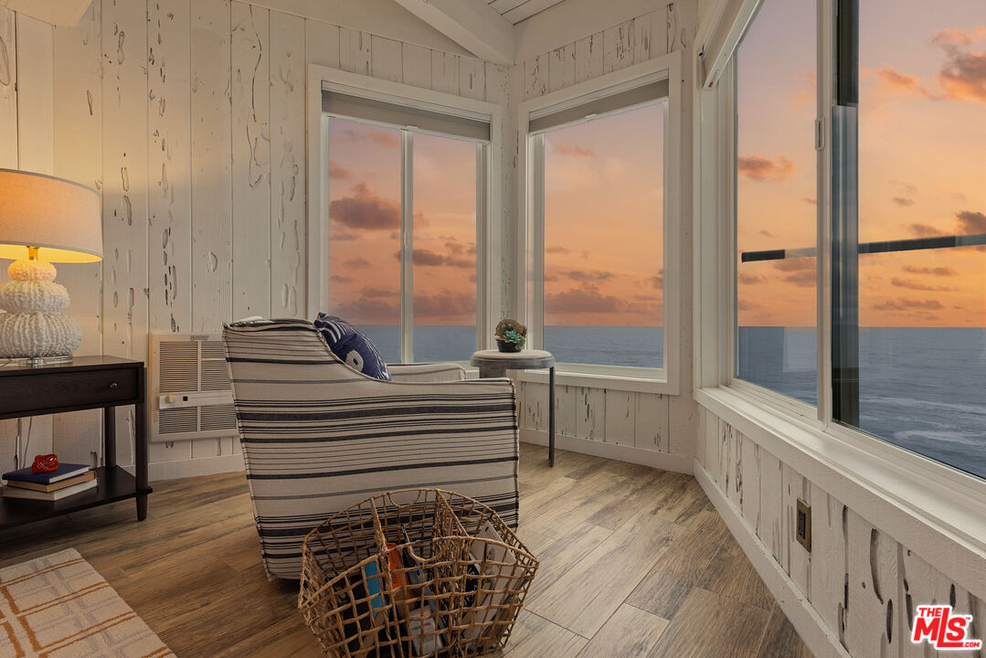 11908 Beach Club Way