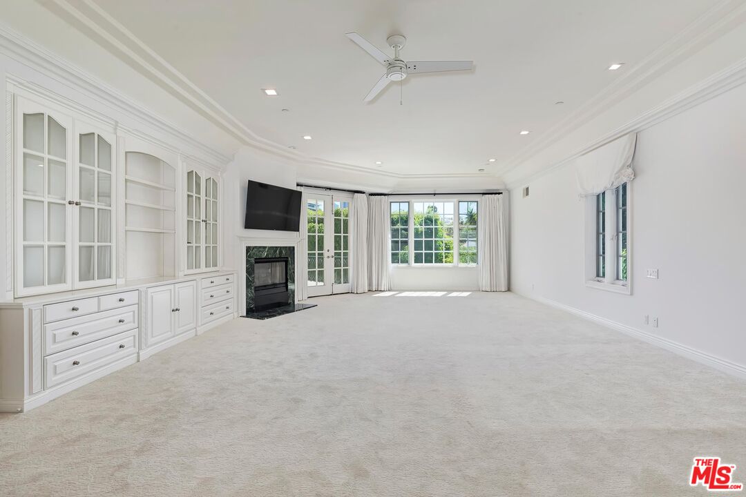 515 N Linden Dr