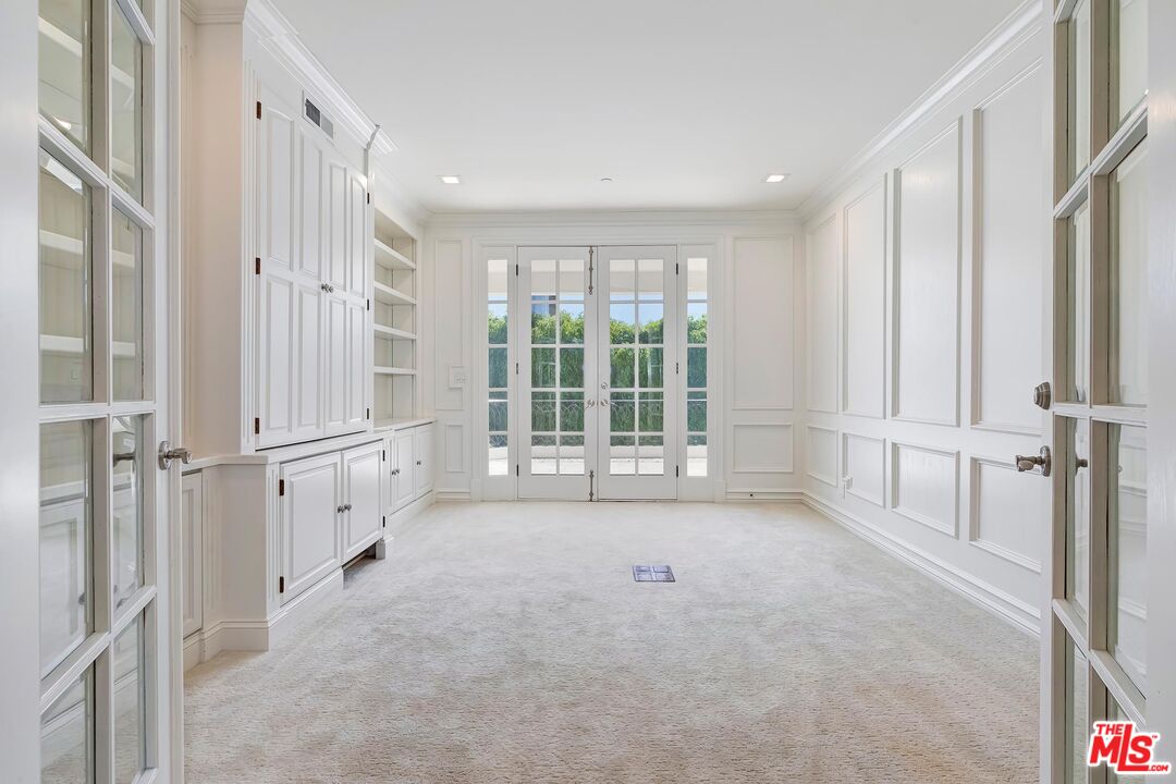 515 N Linden Dr