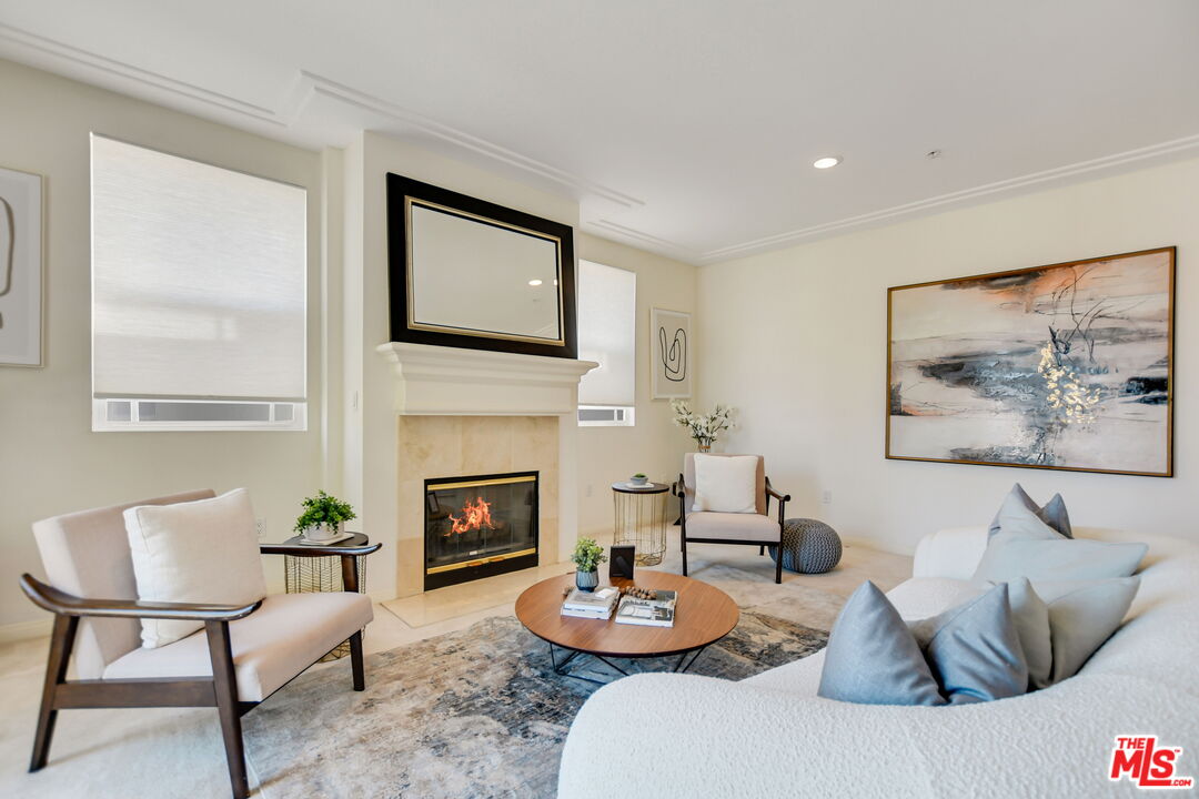 1100 S Clark Dr Unit: 203