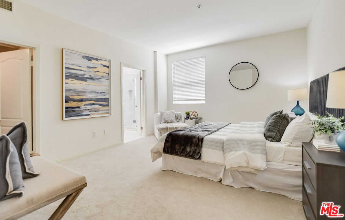 1100 S Clark Dr Unit: 203