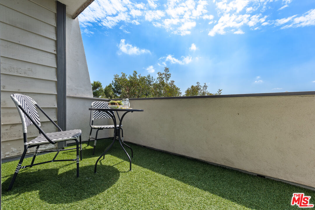 306 Bora Bora Way Unit: 306