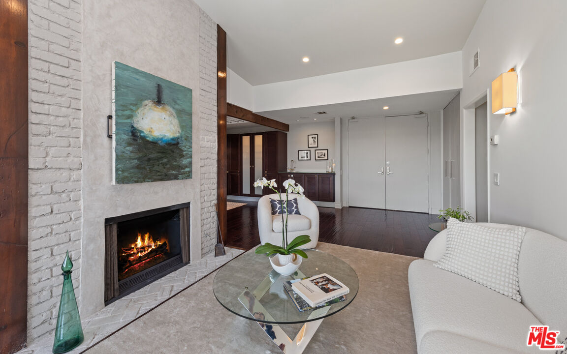 306 Bora Bora Way Unit: 306