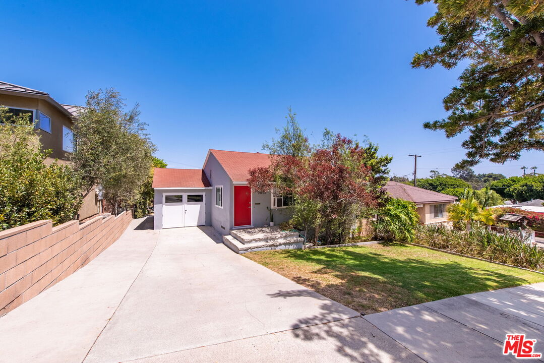 3023 Prospect Ave