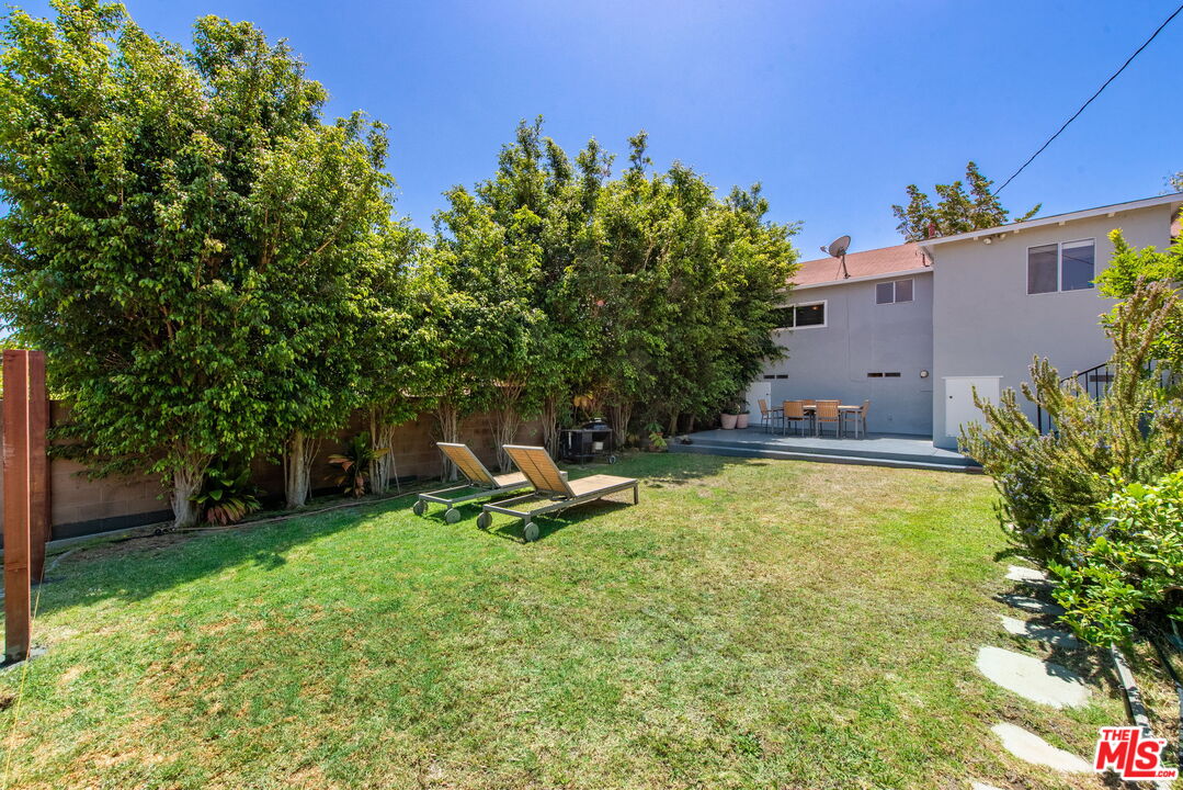 3023 Prospect Ave