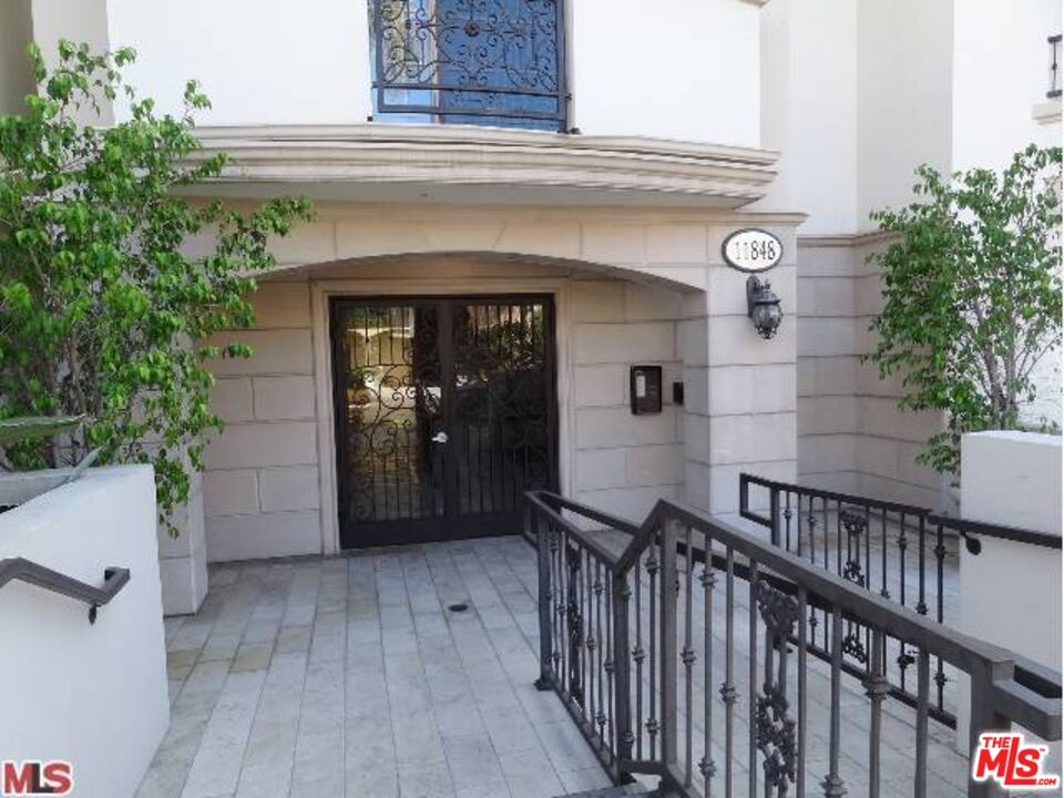 11848 Kiowa Ave Unit: 307