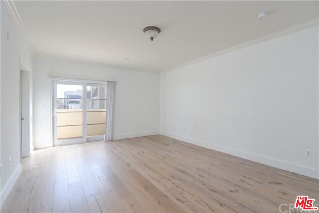 11848 Kiowa Ave Unit: 307