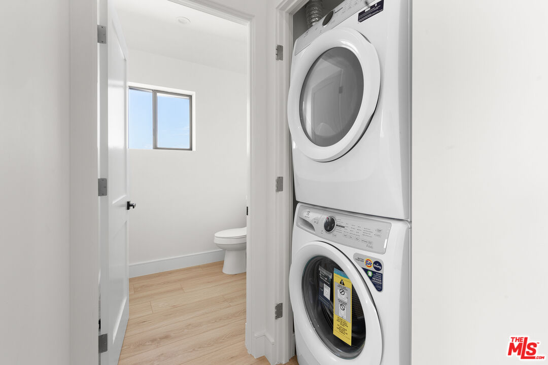 4661 Pickford St Unit: 5