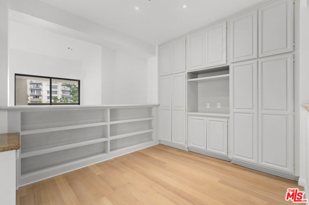 2132 Century Park Ln Unit: 409