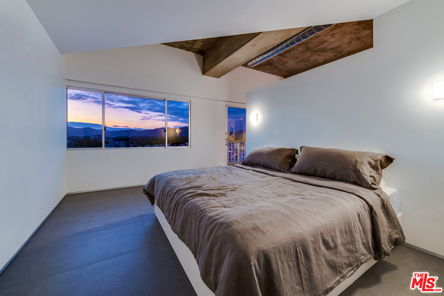 101 CALIFORNIA AVE Unit: 1405