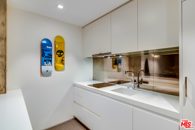 101 CALIFORNIA AVE Unit: 1405