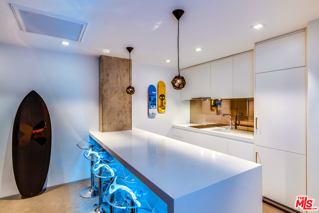 101 CALIFORNIA AVE Unit: 1405