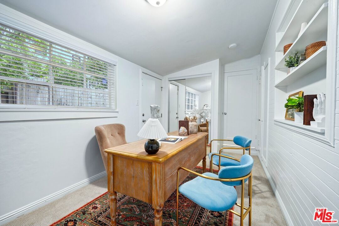 1212 N Beverly Glen Blvd