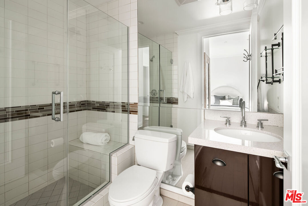 1316 Amherst Ave Unit: 402