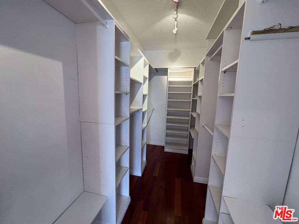 5100 Via Dolce Unit: 114