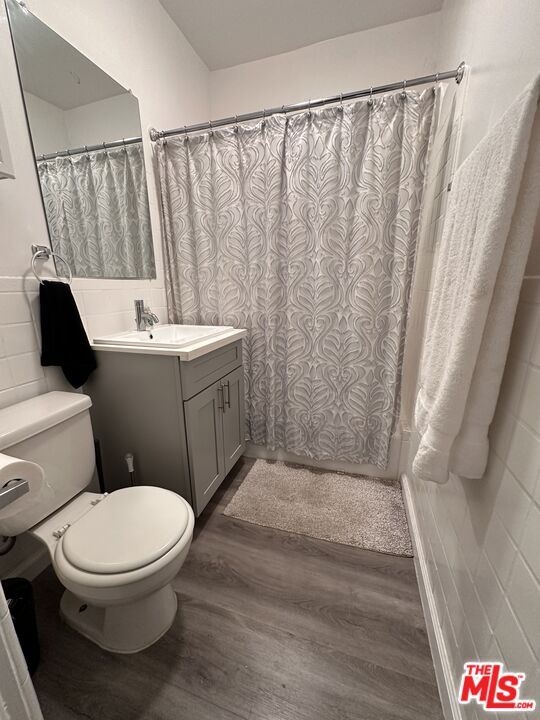 163 N Clark Dr Unit: 4