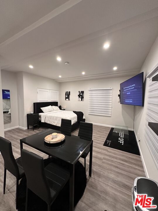 163 N Clark Dr Unit: 4