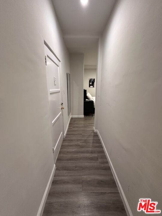 163 N Clark Dr Unit: 4