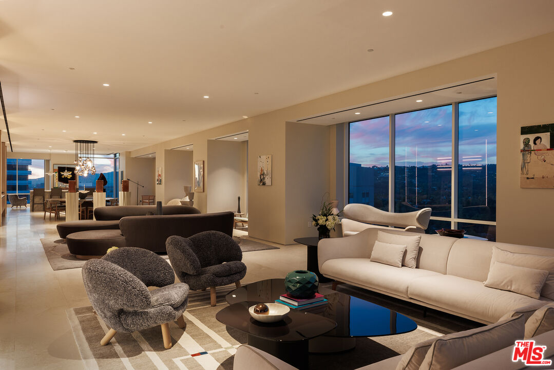 1200 Club View Dr Unit: 20