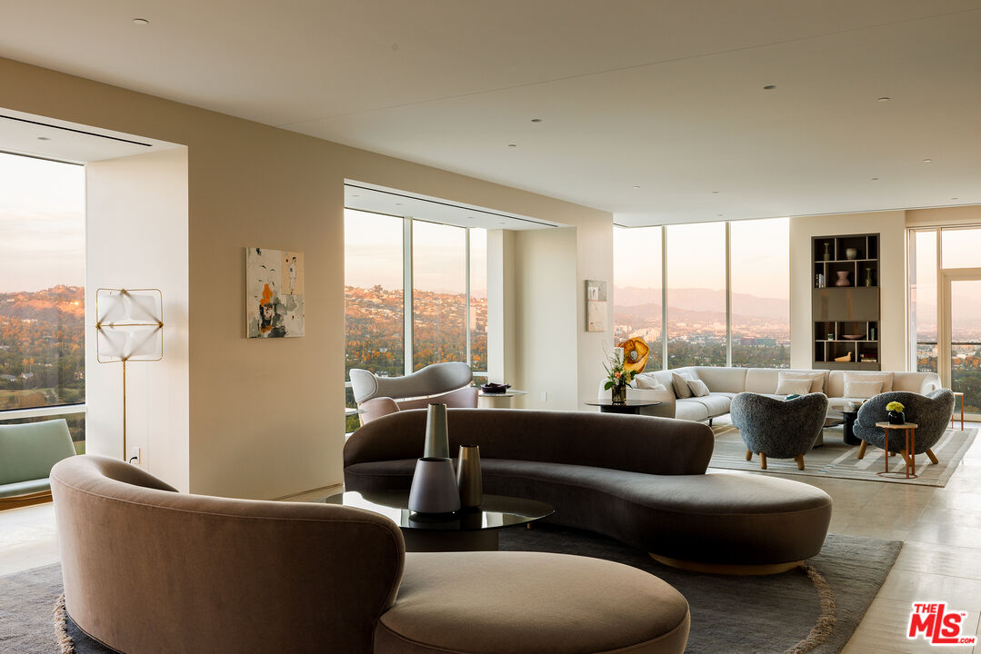 1200 Club View Dr Unit: 20