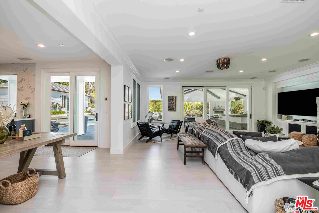 1480 Cheviot Hills Ct