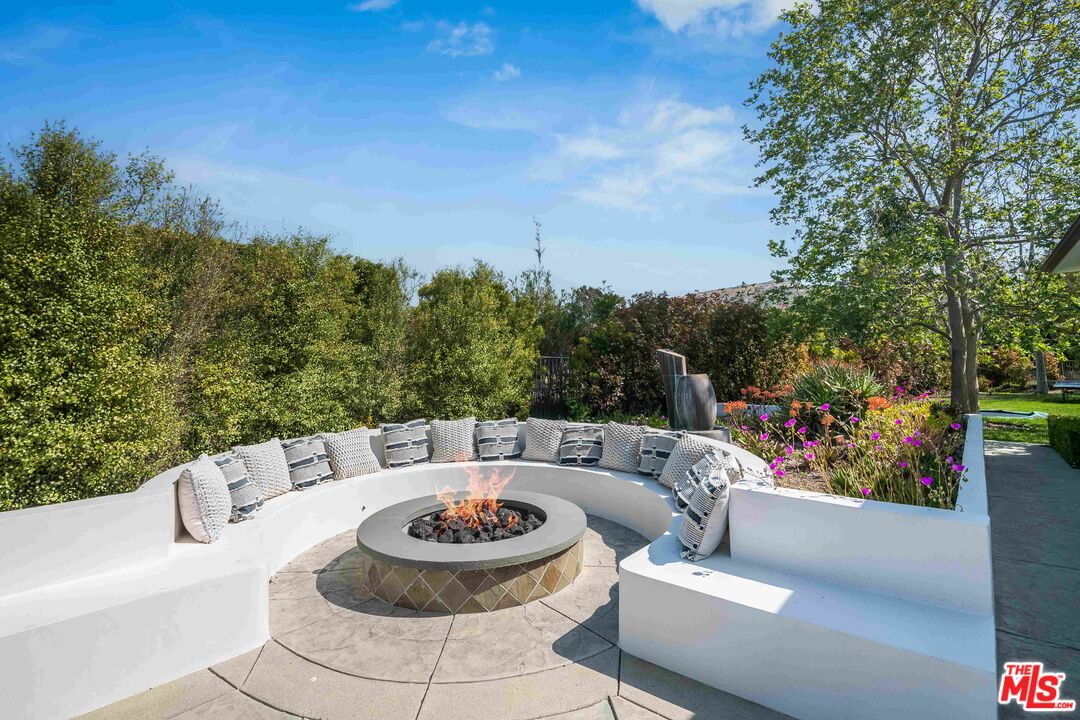 1480 Cheviot Hills Ct