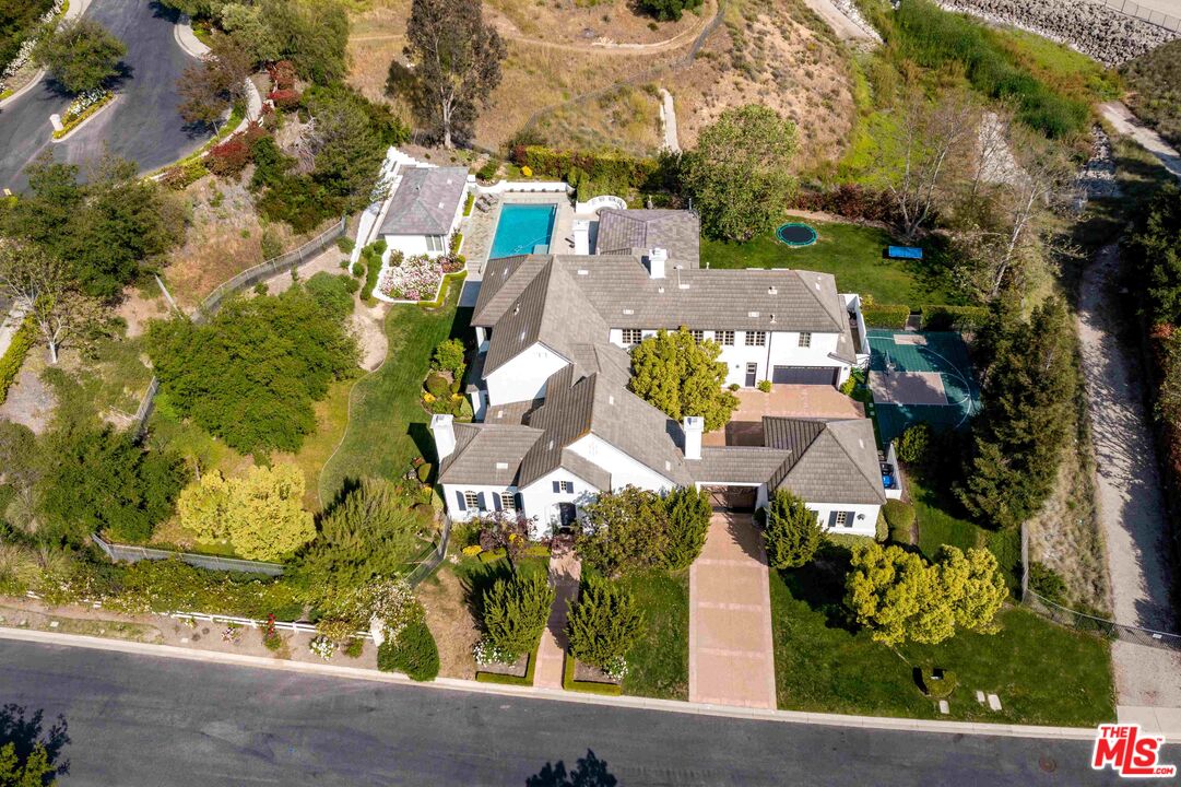 1480 Cheviot Hills Ct