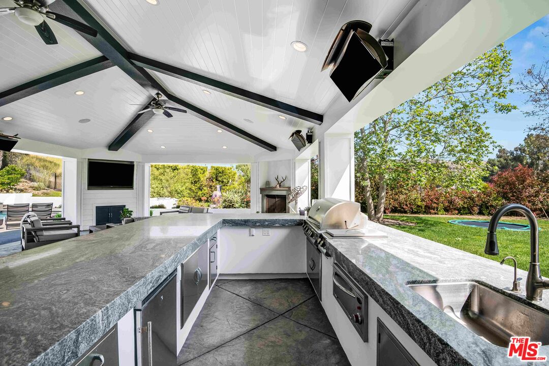 1480 Cheviot Hills Ct