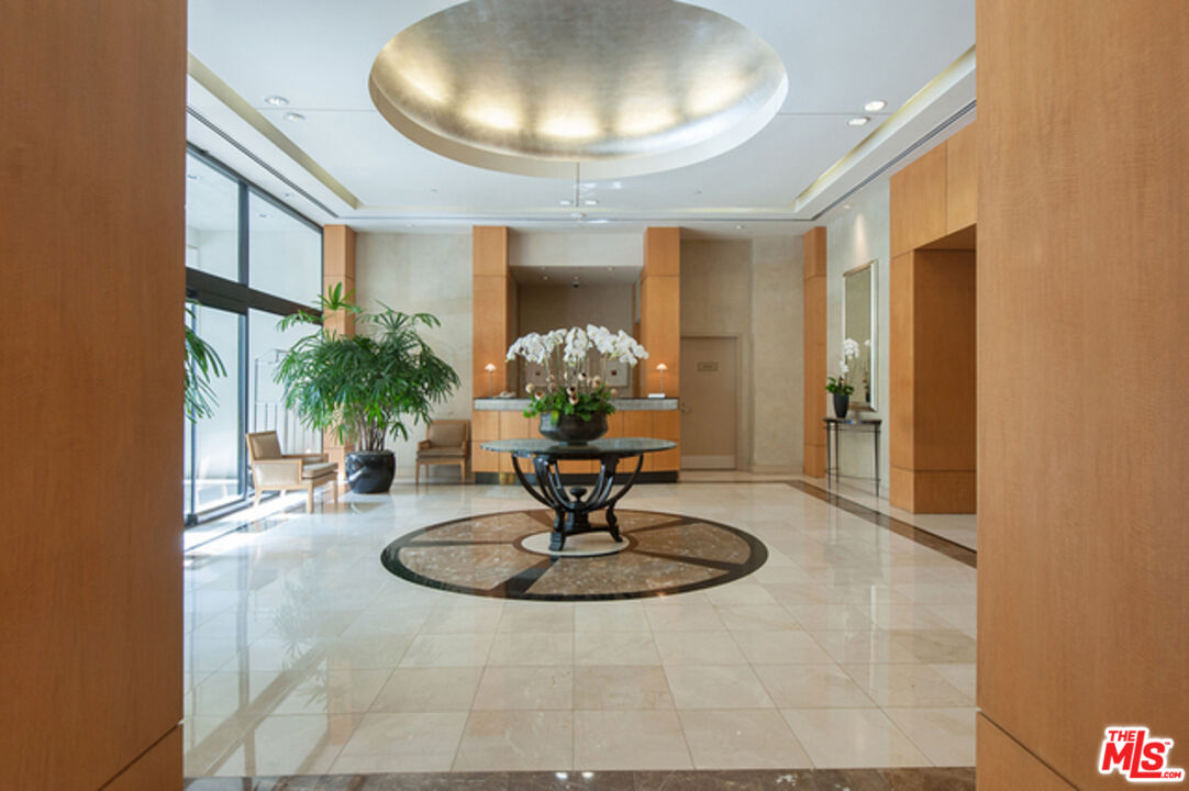 10445 Wilshire Blvd Unit: 1201