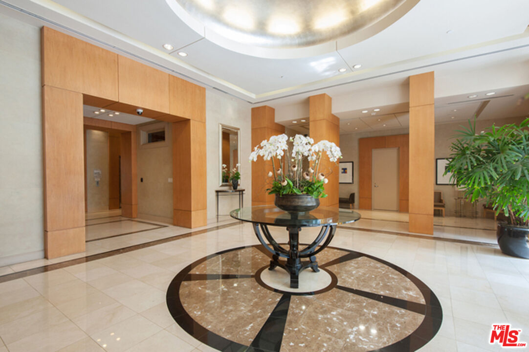 10445 Wilshire Blvd Unit: 1201