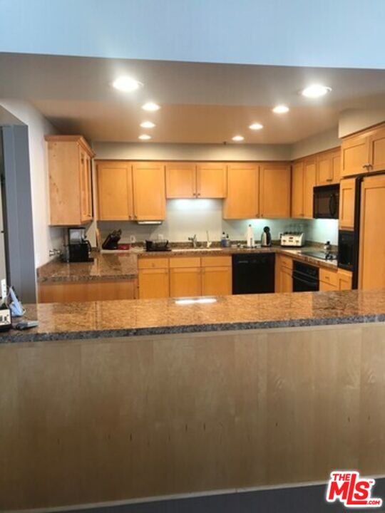 10445 Wilshire Blvd Unit: 1201