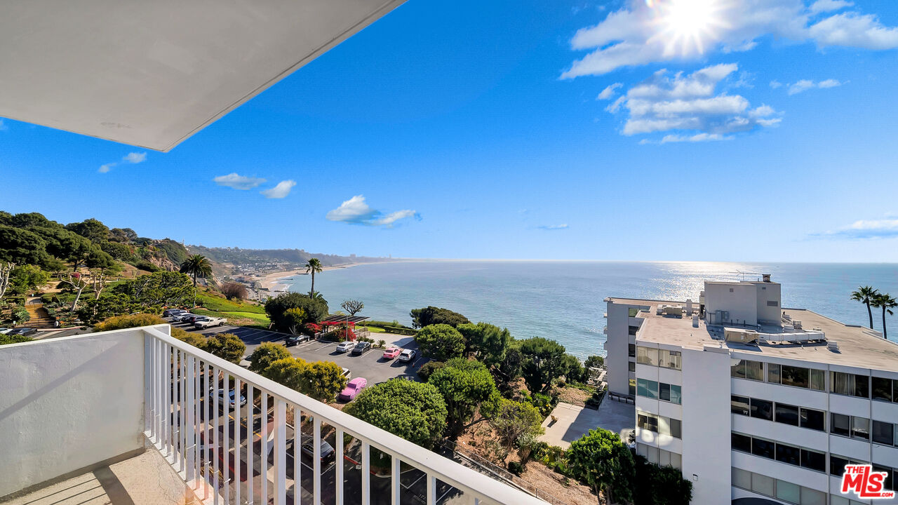 17350 W Sunset Blvd Unit: 605