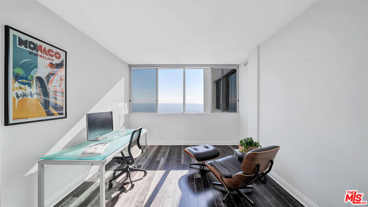17350 W Sunset Blvd Unit: 605