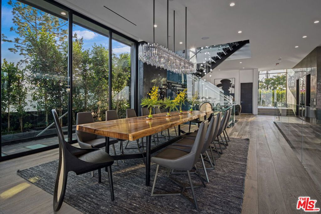 2304 Donella Circle