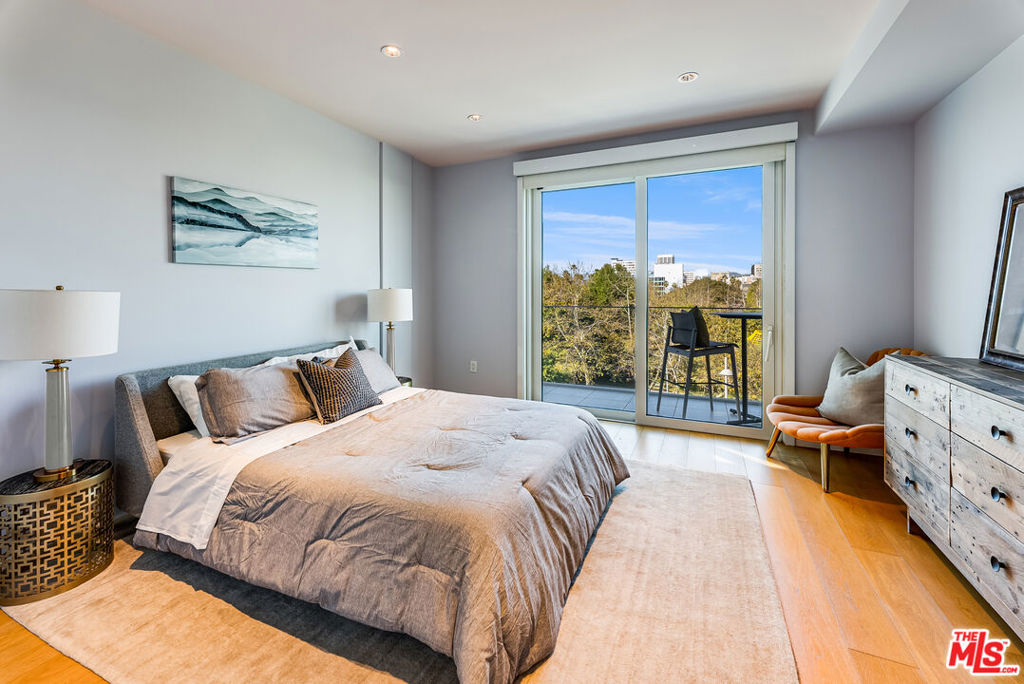 1705 Ocean Avenue Unit: 410