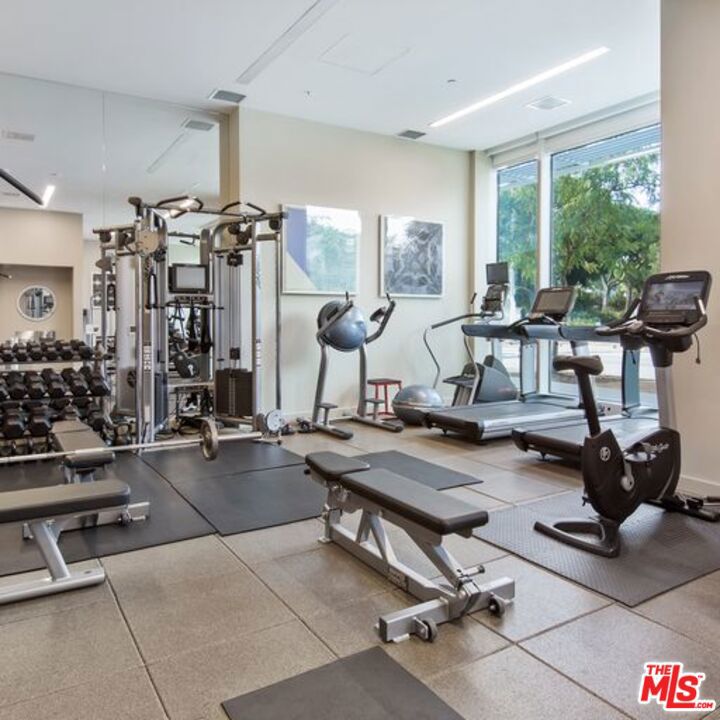 1705 Ocean Avenue Unit: 410