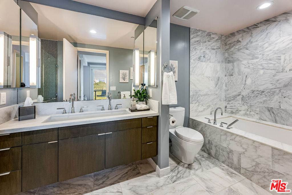 1705 Ocean Avenue Unit: 410