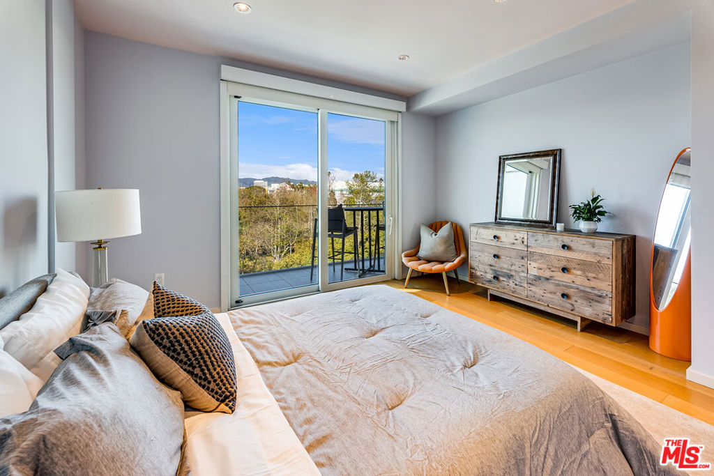 1705 Ocean Avenue Unit: 410