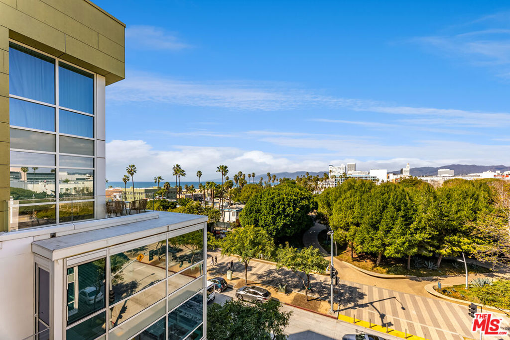 1705 Ocean Avenue Unit: 410