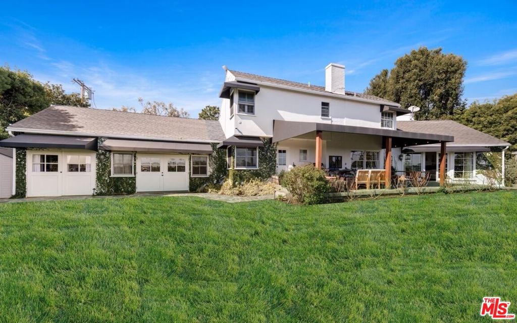 540 Amalfi Drive
